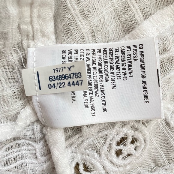 American Eagle Women’s White Short Sleeve Eyelet Crop Peasant Blouse Size Large - Picture 10 of 11